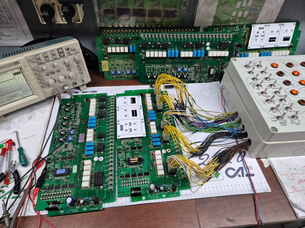 Płyta Manitou 5 2.1 CS00203421 – naprawa elektroniki